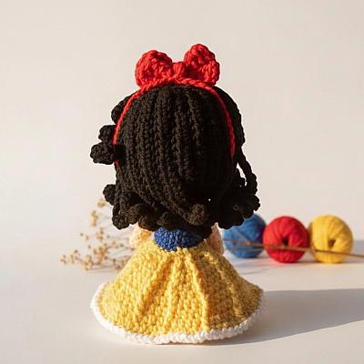 Branca de Neve Amigurumi – Boneca em Crochê Inspirada na Personagem - foto 2