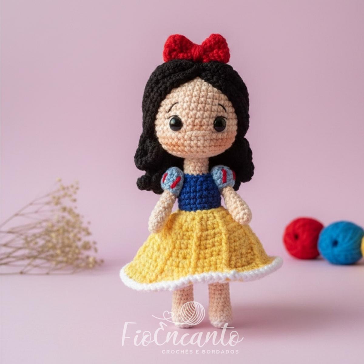 Branca de Neve Amigurumi – Boneca em Crochê Inspirada na Personagem — foto 3