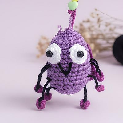 Chaveiro Baratinha Roxa Army – Amigurumi em Crochê Feito à Mão