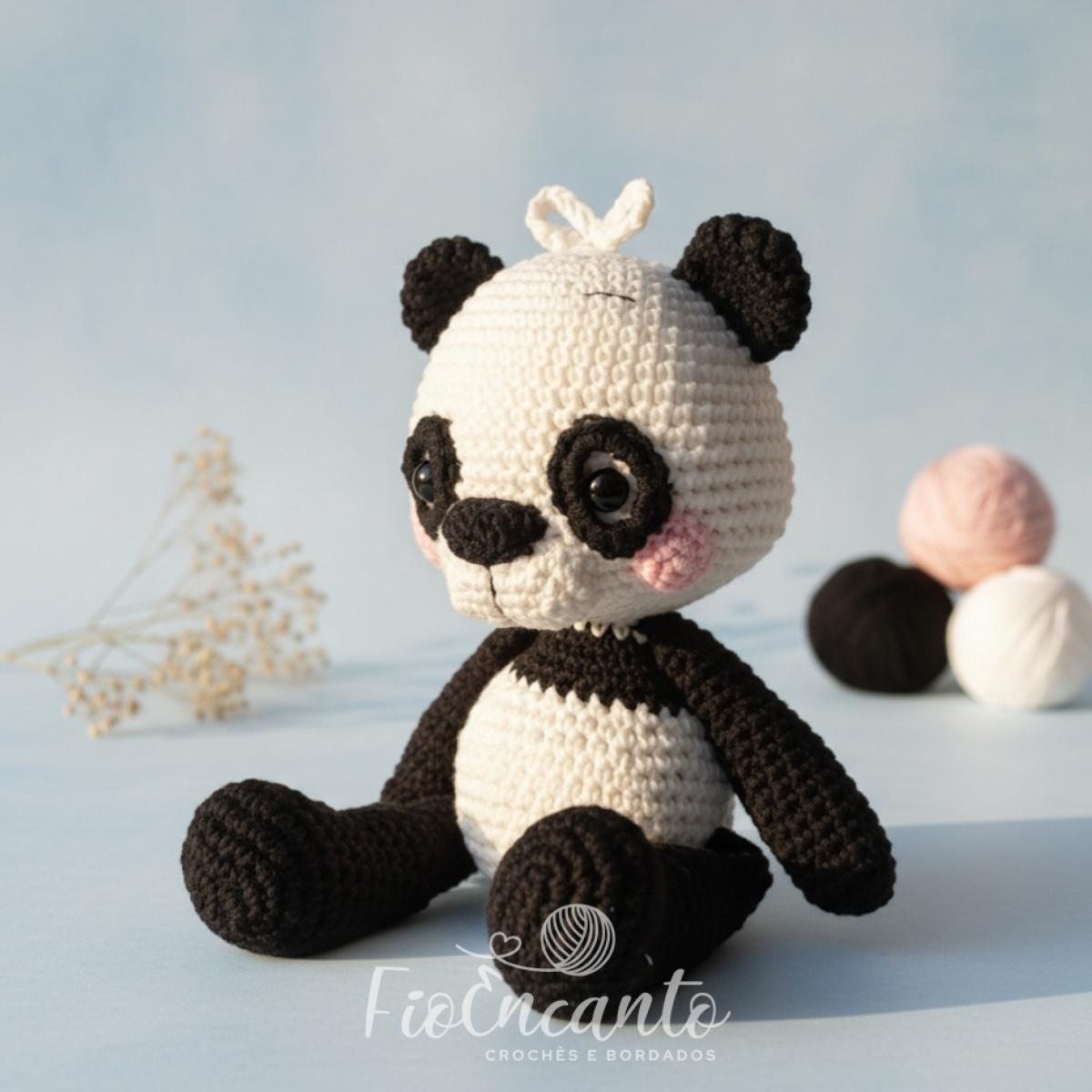 Panda Amigurumi – Boneco em Crochê Artesanal Feito à Mão — foto 1