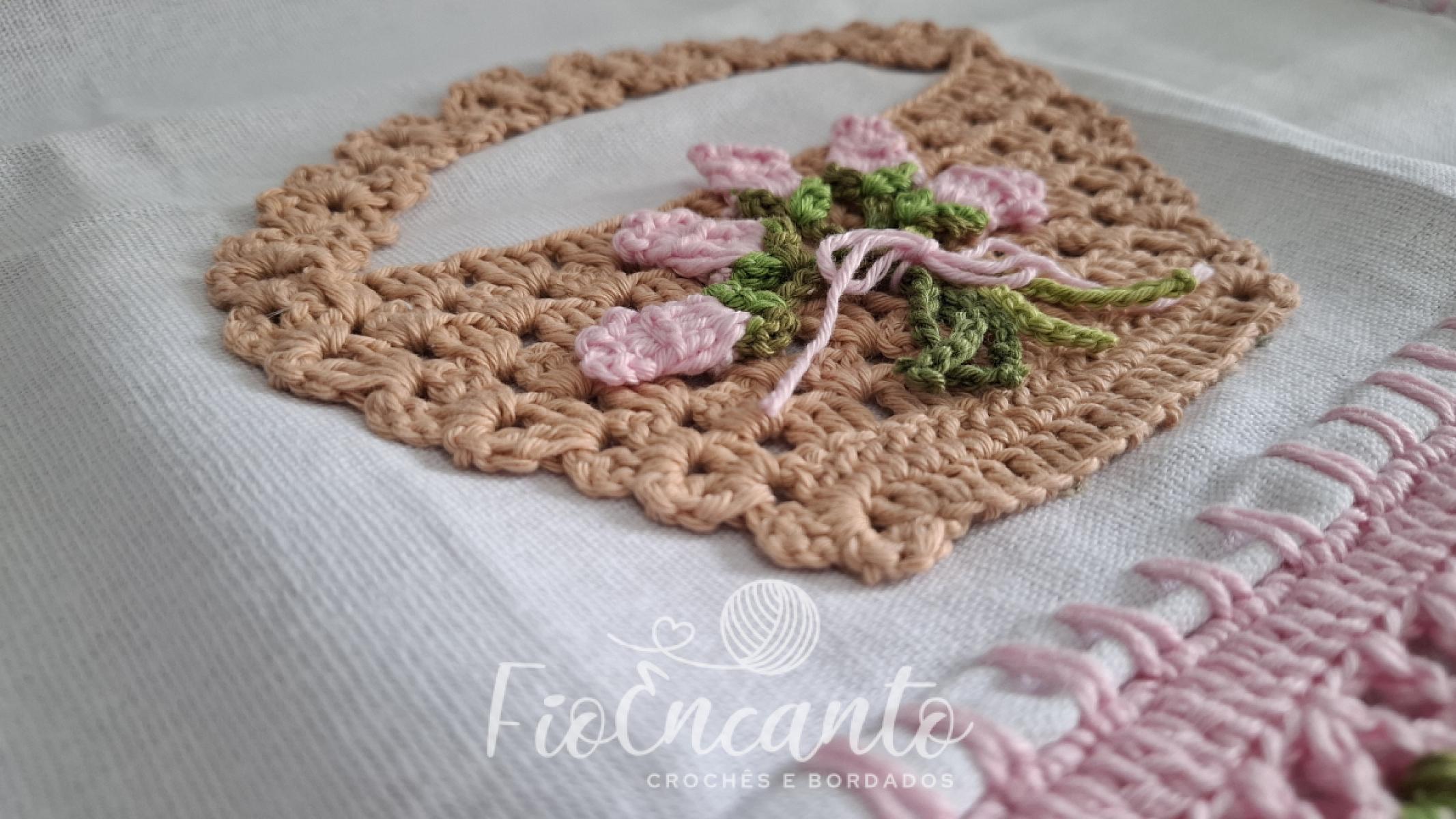 Pano de Copa Barrado em Crochê – Tulipa Rosa | Artesanal Delicado para Cozinha — foto 5