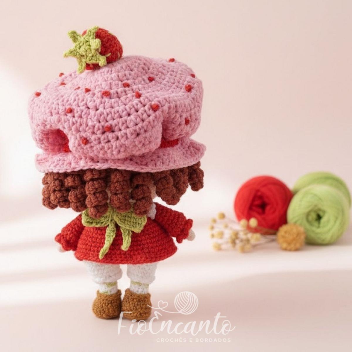 Moranguinho Amigurumi – Boneca em Crochê Feita à Mão — foto 3