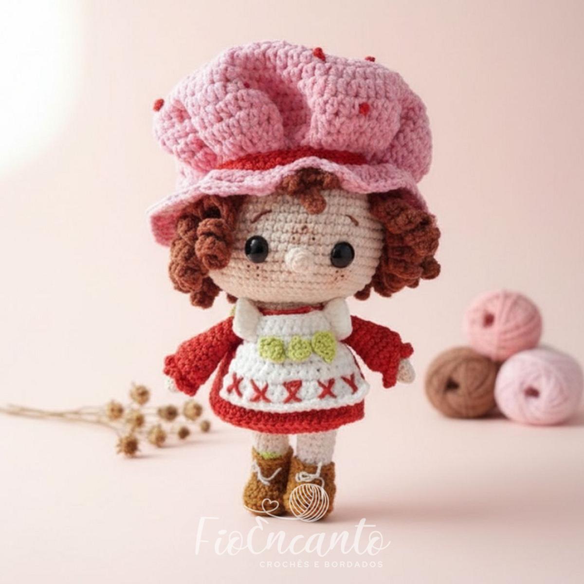Moranguinho Amigurumi – Boneca em Crochê Feita à Mão — foto 5