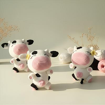 Vaquinha Amigurumi – Pelúcia em Crochê Artesanal Feita à Mão