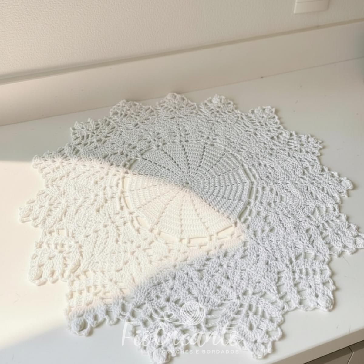 Toalha Rendada em Crochê Artesanal – Decoração de Mesa Feita à Mão — foto 2