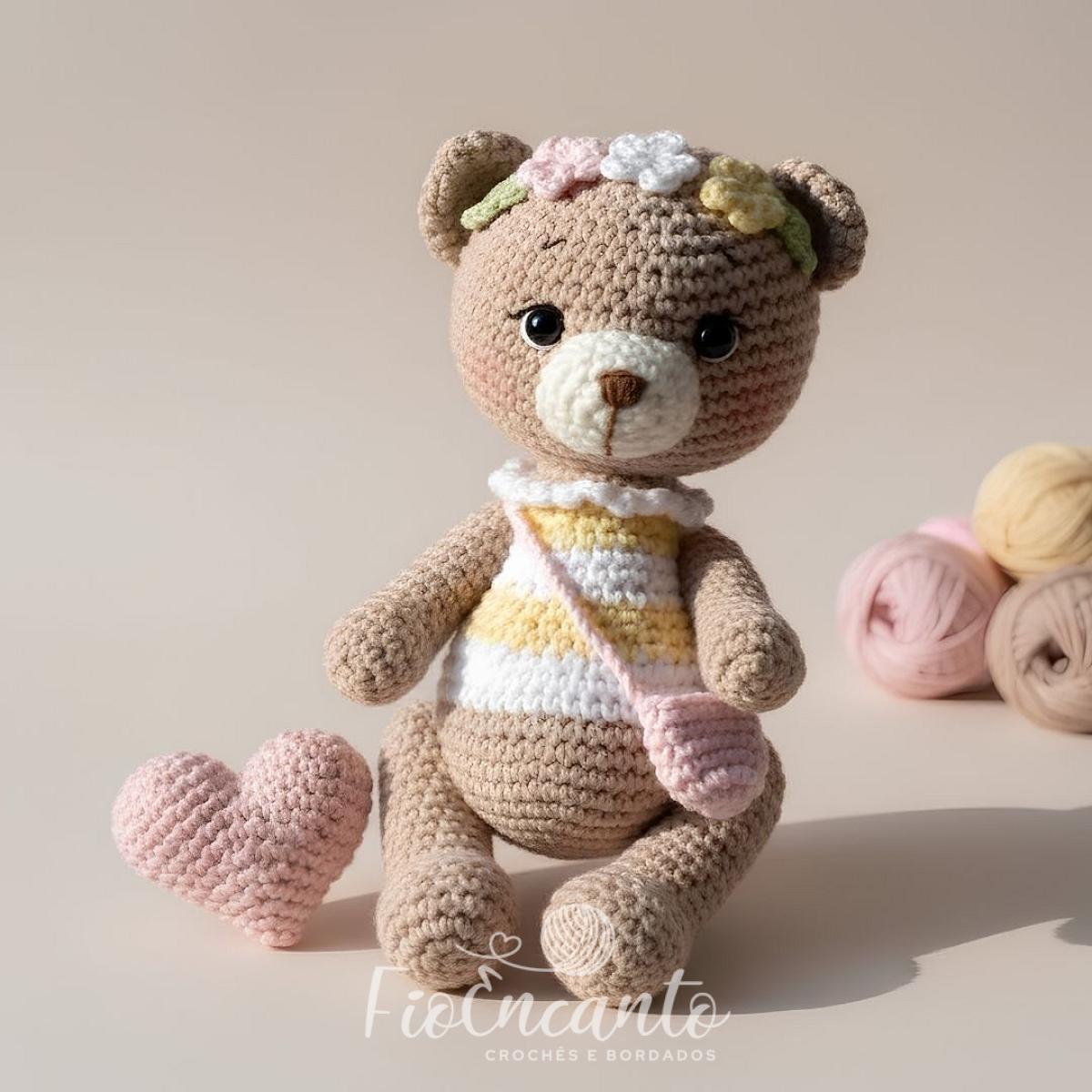 Ursinha do Coração Amigurumi – Boneca em Crochê Artesanal Feita à Mão — foto 1
