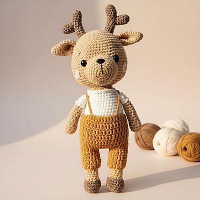 Oliver o Cervo Amigurumi – Boneco em Crochê Artesanal Feito à Mão - foto 2