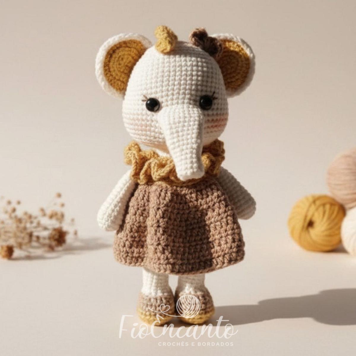 Amigurumi Elefantinha Elli Boneca de Crochê Artesanal Exclusiva | Fio Encanto — foto 1