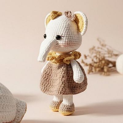 Amigurumi Elefantinha Elli Boneca de Crochê Artesanal Exclusiva | Fio Encanto - foto 2