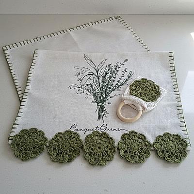 Pano de Copa Verde Musgo em Crochê: Charme Artesanal para sua Cozinha - foto 2