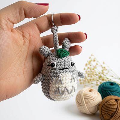 Chaveiro Totoro Amigurumi – Um Toque Mágico e Divertido para Seu Dia | Fio Encanto