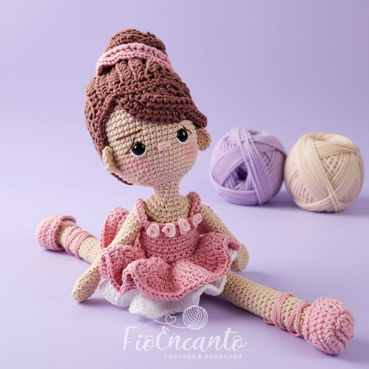 Boneca Bailarina Amigurumi com Vestido Rosa e Sapatilhas Delicadas 30cm — foto 1