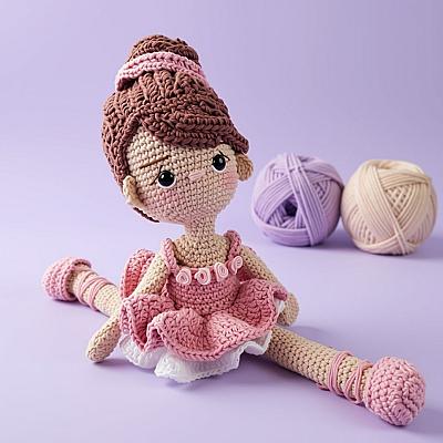 Boneca Bailarina Amigurumi com Vestido Rosa e Sapatilhas Delicadas 30cm
