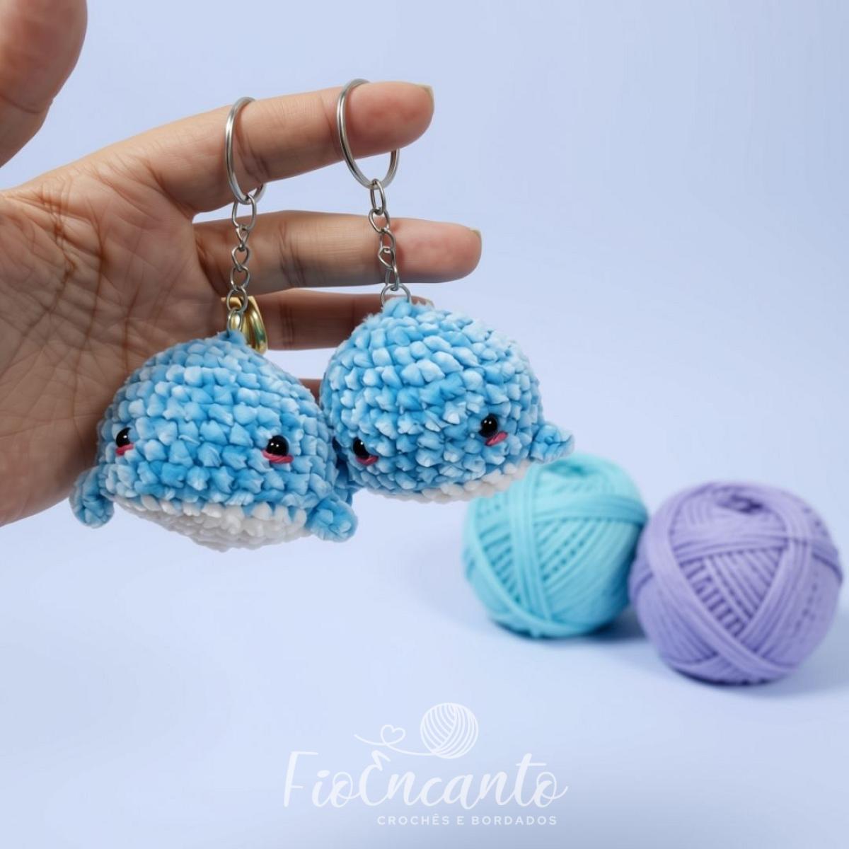 Chaveiro de Baleia Azul Amigurumi Fofinha e Delicada para Bolsas | Fio Encanto — foto 1