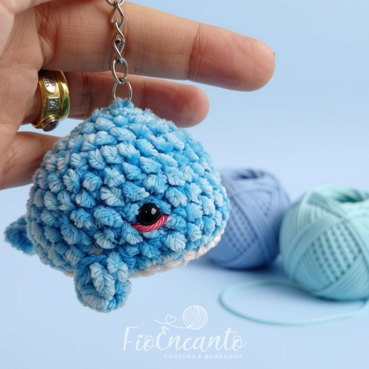 Chaveiro de Baleia Azul Amigurumi Fofinha e Delicada para Bolsas | Fio Encanto — foto 6