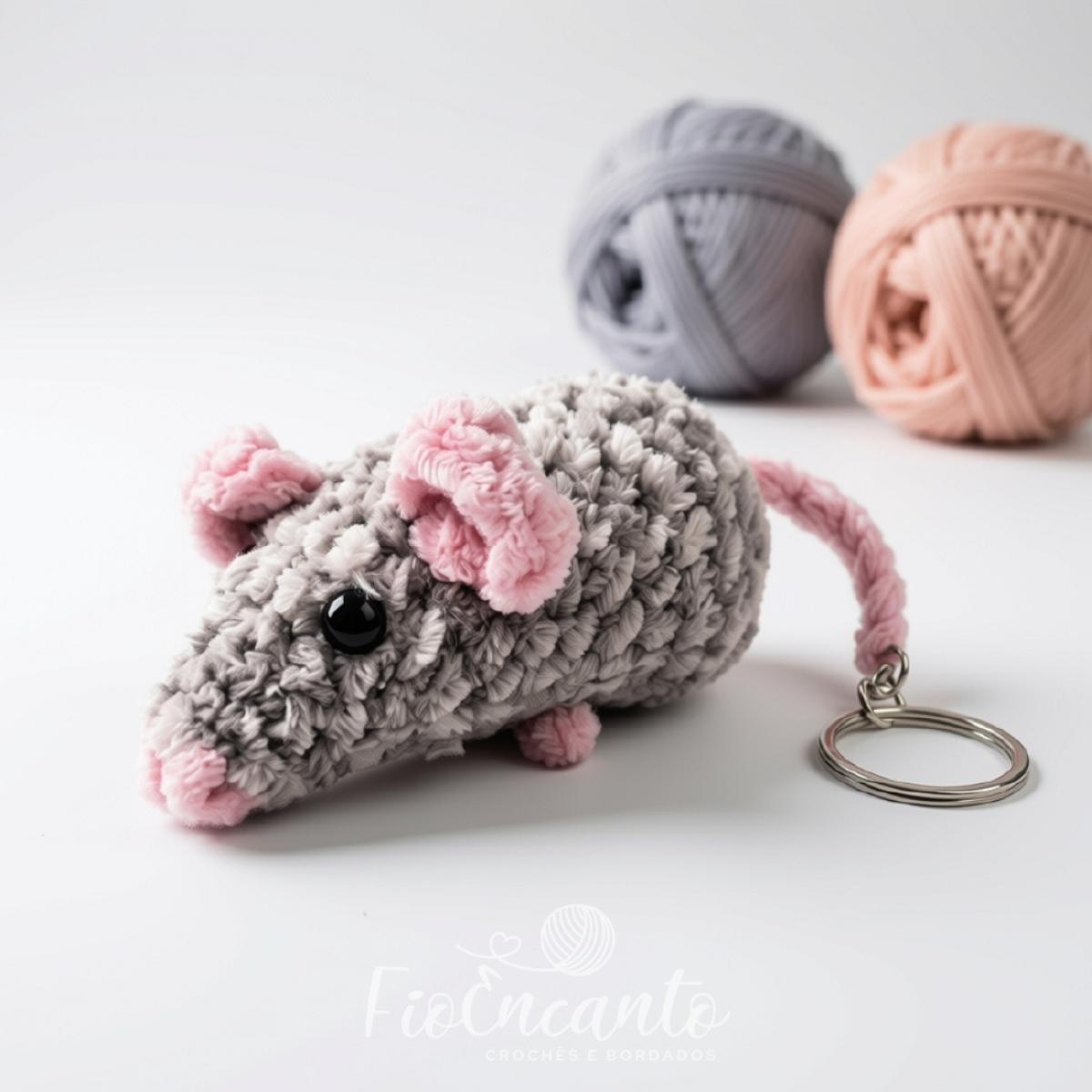 Chaveiro de Ratinho Amigurumi Fofinho em Cores Delicadas | Fio Encanto — foto 2