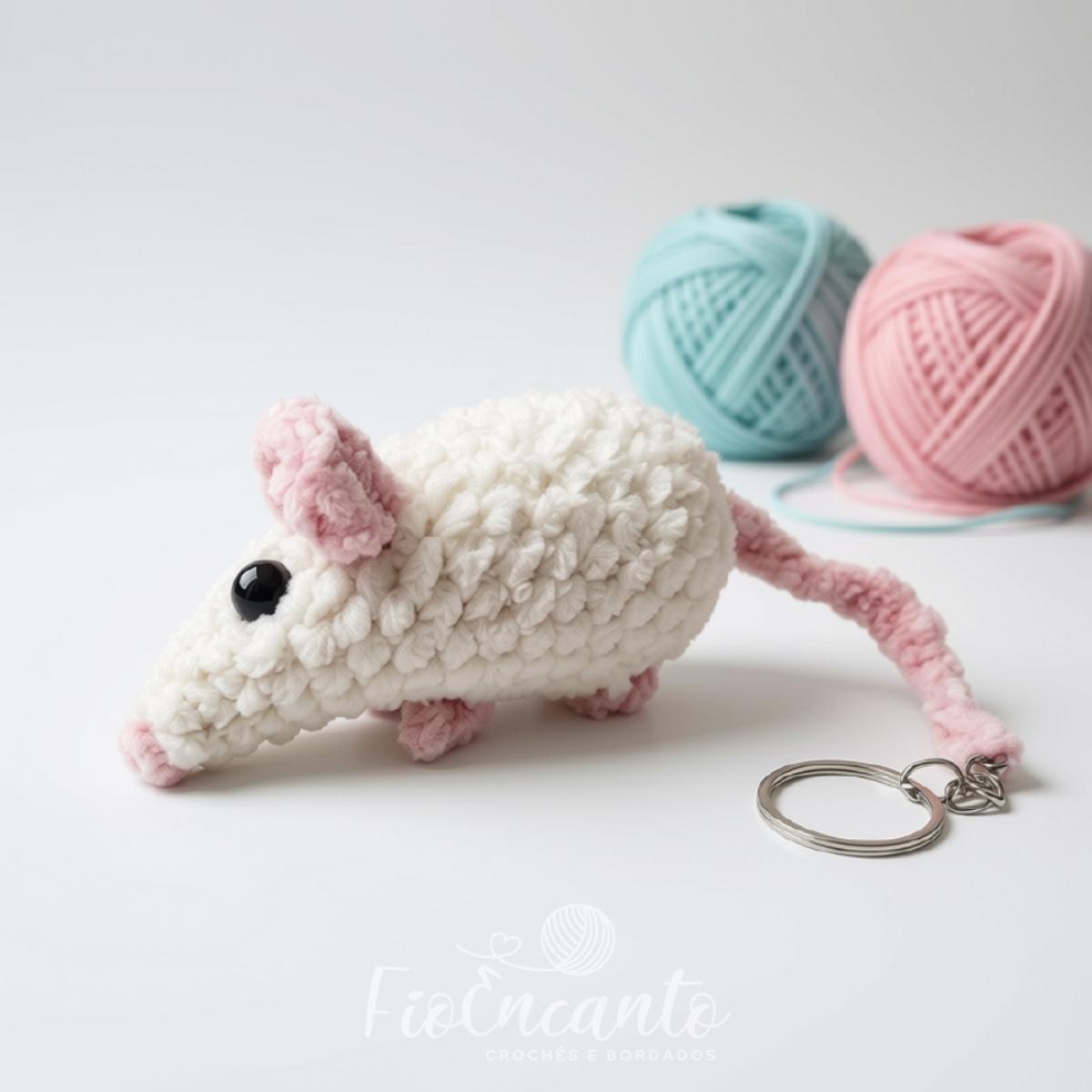 Chaveiro de Ratinho Amigurumi Fofinho em Cores Delicadas | Fio Encanto — foto 3