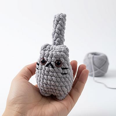 Amigurumi Gatinho Cinza com Rabinho em Pé Charme Artesanal | Fio Encanto - foto 2