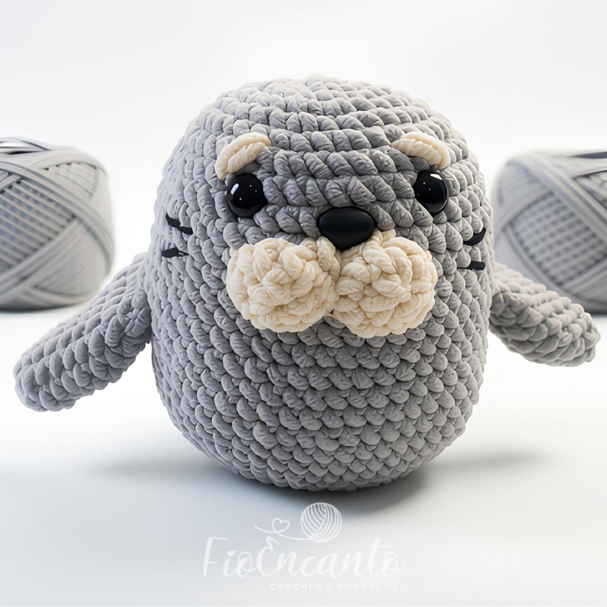 Amigurumi Foquinha Cinza em Chenille Super Macia e Fofinha | Fio Encanto — foto 3