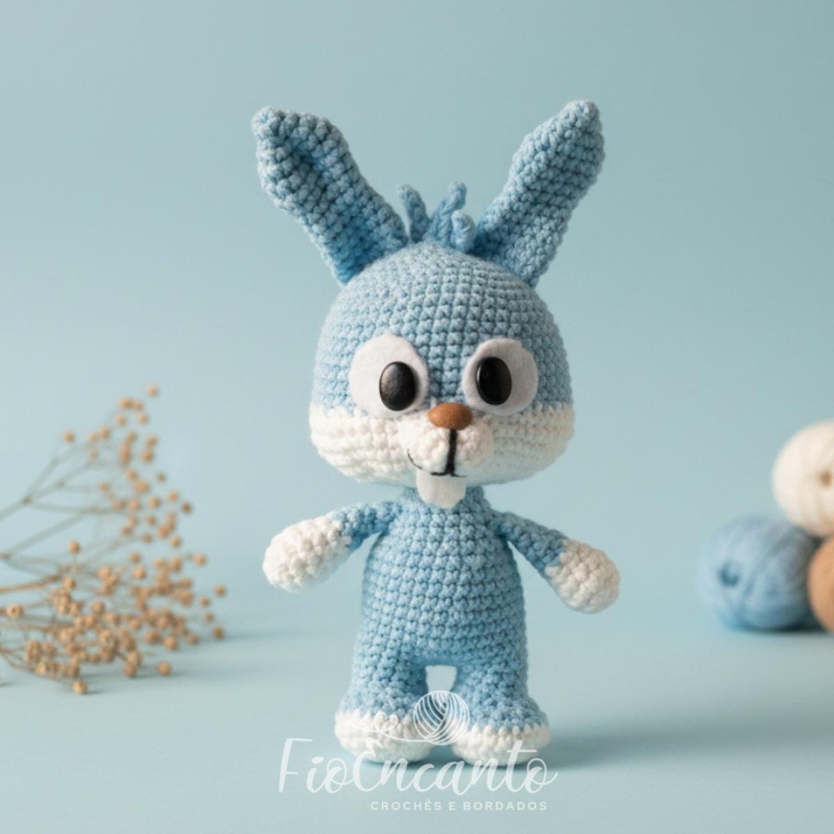 Coelho Amigurumi – Coelhinho Azul em Crochê Artesanal Feito à Mão — foto 1