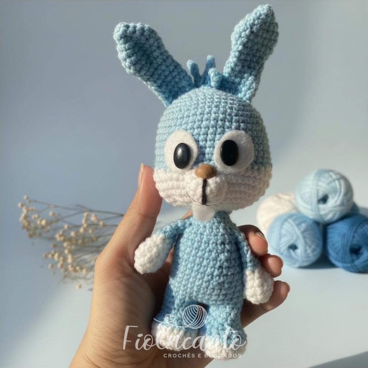 Coelho Amigurumi – Coelhinho Azul em Crochê Artesanal Feito à Mão — foto 2