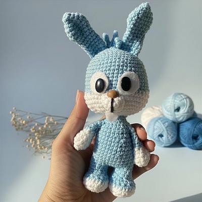 Coelho Amigurumi – Coelhinho Azul em Crochê Artesanal Feito à Mão - foto 2